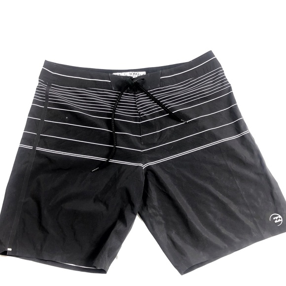 Men’s Billabong board shorts size 38